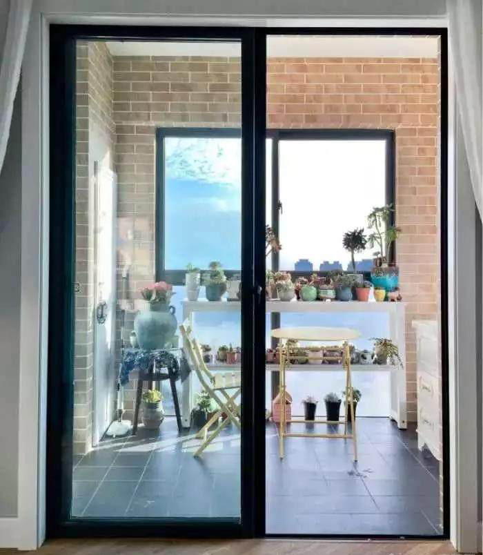 120㎡新房装修 卧室门对开、开放式和封闭式厨房让家居生活更自由!